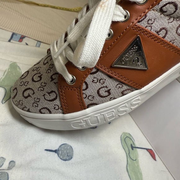 Guess Cream and Tan Casual Sneakers - Picture 2 of 12